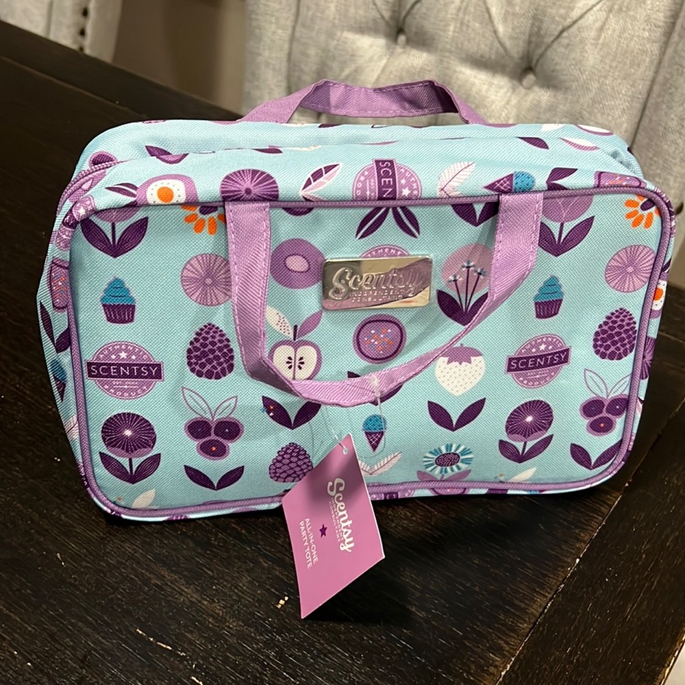 Scentsy All In One Party Tote